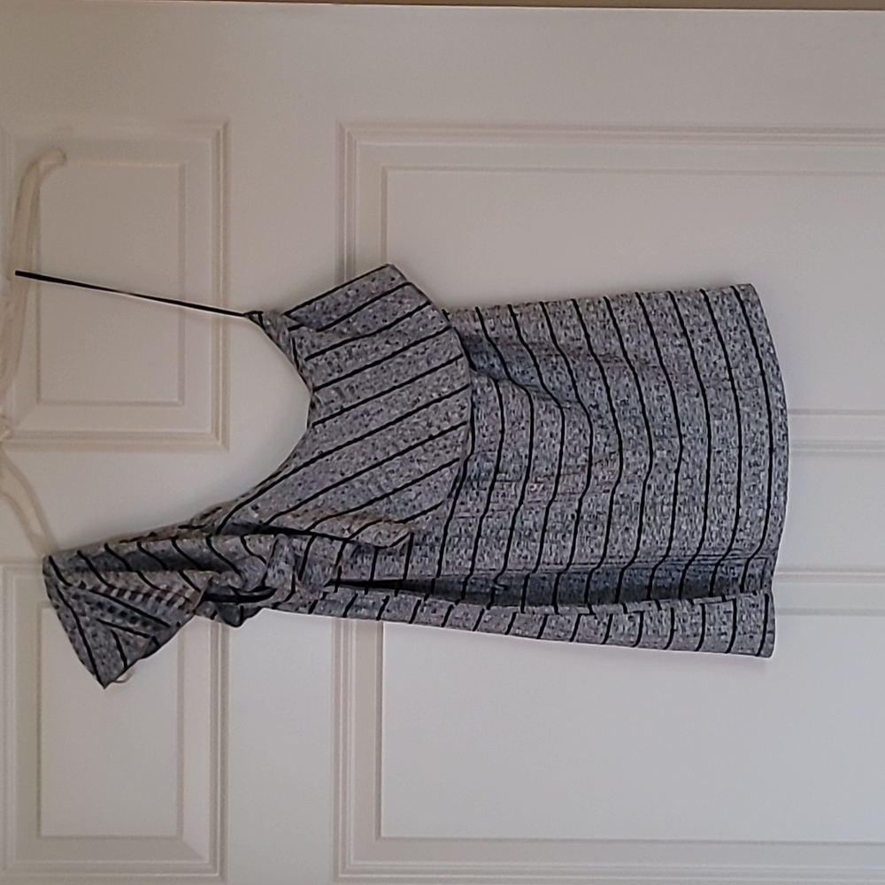 Juniors sz small Juicy Couture One Shoulder Top. Like New!